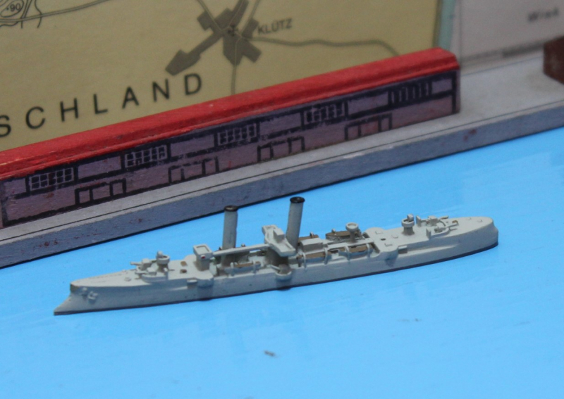 Example undamaged model